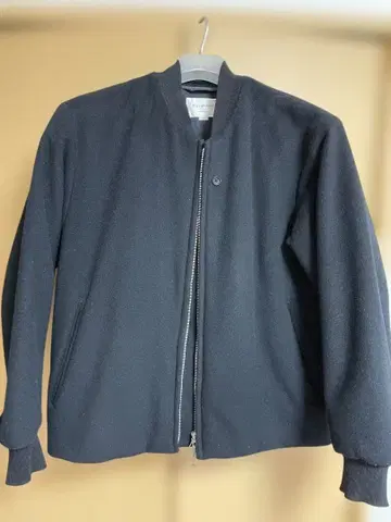 STILL BY HAND 블랙 플리스 자켓 46