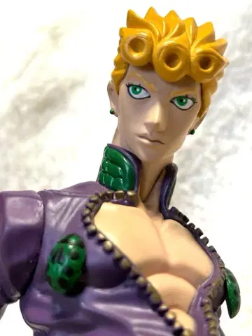 죠죠의 기묘한 모험 죠르노 죠바나 보라색 의상 피규어