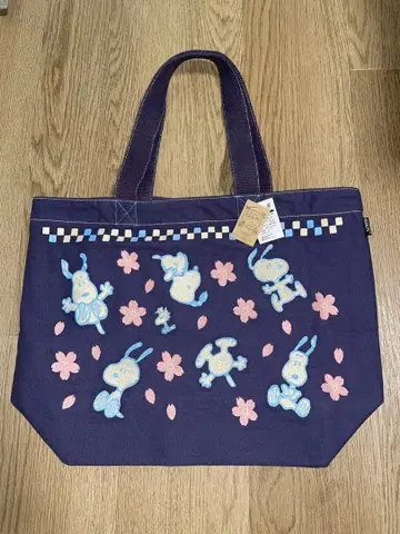 [새상품 미사용] 스누피 찻집 벚꽃 자수 토트백