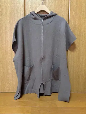 CAFUNE 후드 부착 집업 베스트