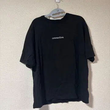 블랙 connection 티셔츠