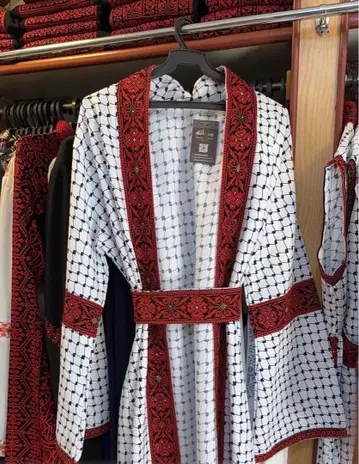 [자선] 요르단 자수의 전통 가운 쿠피야 패턴