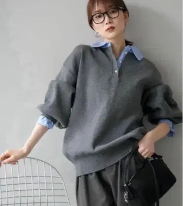 카라 부착 폴로 니트 풀오버 차콜/lumier 뤼미에 같은 형태