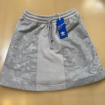 택 포함 새상품 아디다스 오리지널 로고 속기모 미니 스커트 M