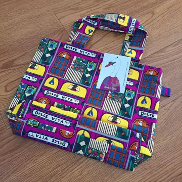 미사용 새상품 mannine 만 나인 산책 토트백