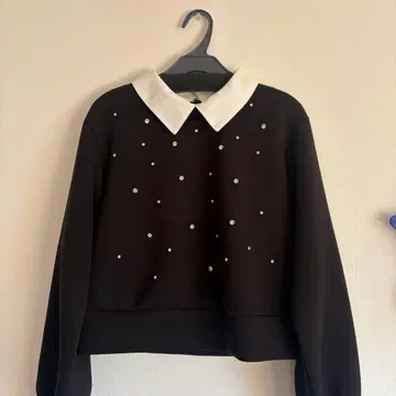 JILL JILLSTUART 카라 부착 2WAY 비쥬 맨투맨