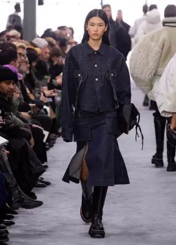 sacai 2024aw 데님 스커트