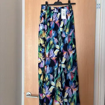 야마다야 Vin. 컬러풀 꽃무늬 롱 팬츠 새상품