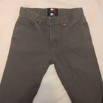 TOMMY HILFIGER 카키 팬츠 28/32