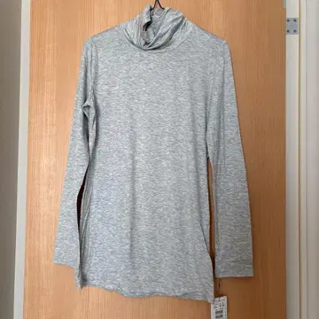 야마다야 MEDOC. 그레이 터틀넥 긴팔 상의