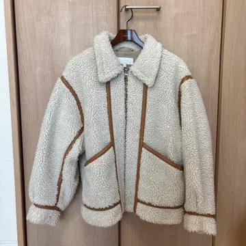MOUSSY 아이보리 보아 자켓 F