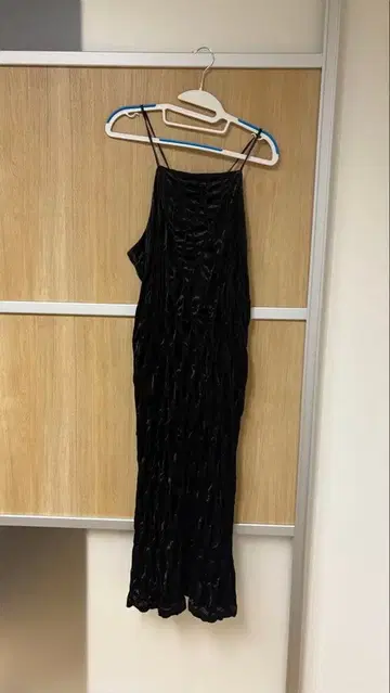 로리즈팜 우네우네 벨로아 원피스