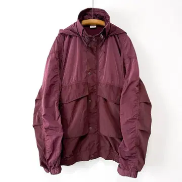 새상품급 24SS 완판템 니코앤드 절개 포켓 마운틴 파카 루즈핏