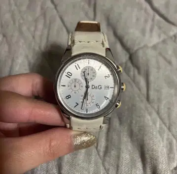 D&G 크로노그래프 손목시계 화이트