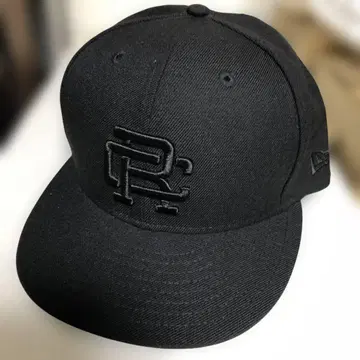 REIGNING CHAMP 블랙 야구 모자