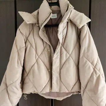 새상품급 VIS 파이버 다운 다이아 퀼트 숏 기장