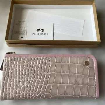 PELLE BORSA 크로커다일풍 장지갑 베이지 핑크