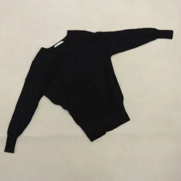 어반 리서치 도어스 네이비 긴팔 니트 울 100% 스웨터