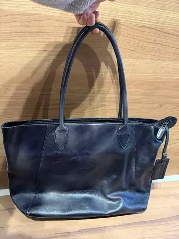 블랙 가죽 토트백