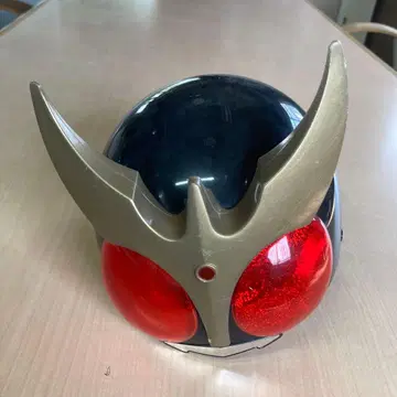 반다이 가면라이더 쿠우가 헬멧