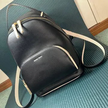 Samantha Thavasa 사만다 타바사 럭색 올 가죽