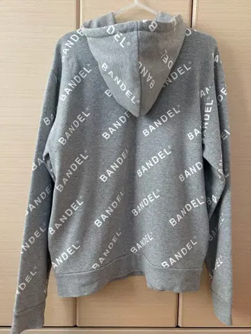 BANDEL 그레이 후드 부착 후드티