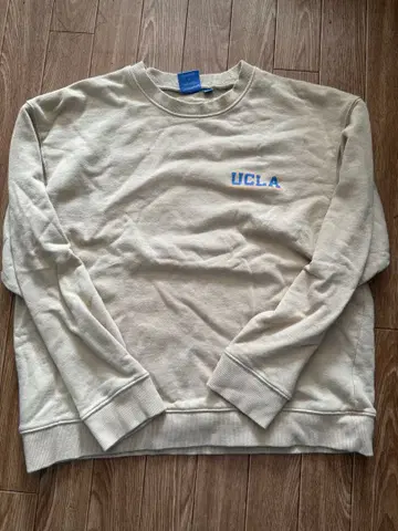 UCLA 베이지 맨투맨