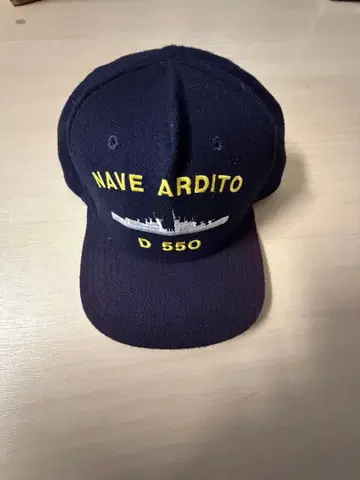 트래커 NAVE ARDITO D 550 캡 네이비