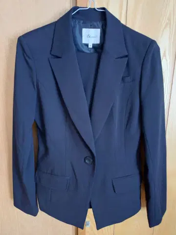 & by P&D 블랙 수트 셋업