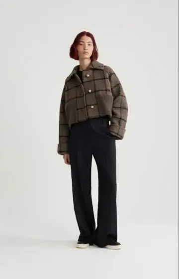 Patou 리사이클 울 블렌드 립 웨이스트 크롭 코트 34