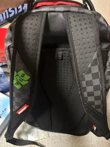 SPRAYGROUND 더미 패턴 백팩
