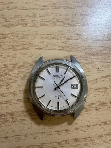 SEIKO EL-370 전자식 손목시계