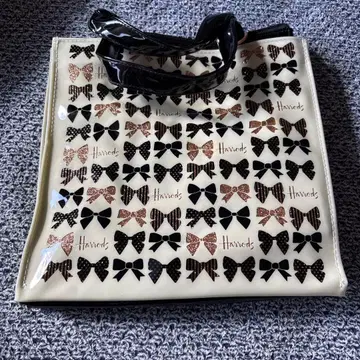 Harrods 리본 무늬 토트백