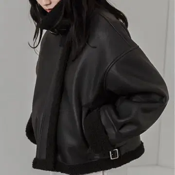 nui nullu 2WAY 숏 B-3 무스탕 자켓