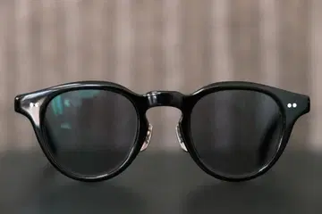 [컨디션 최상] 금자안경 프리미엄 조광 렌즈 셀룰로이드