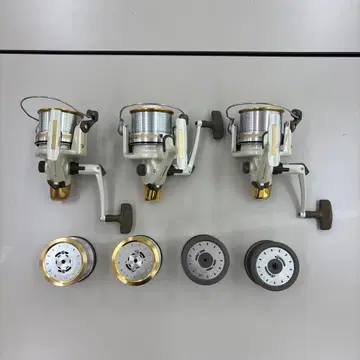 다이와 서프 SURF-X 35A 화이트 3개 여분 스풀 4개