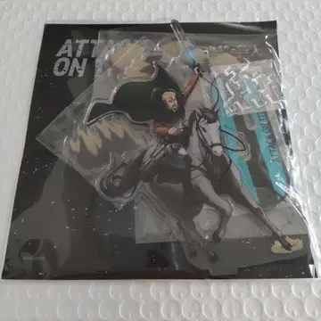 진격의 거인 엘빈 아크릴 스탠드 TSUTAYA wit studio