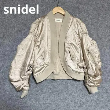 snidel 베이지 MA-1 자켓 새틴 소재 코쿤 소매