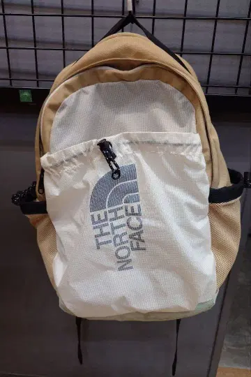THE NORTH FACE 백팩 베이지/화이트