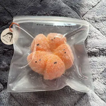 Ladodo 스퀴즈 폭신폭신 빵