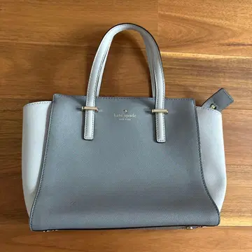 케이트 스페이드 숄더백 그레이/화이트