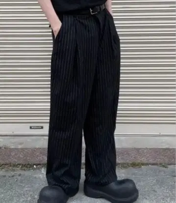 [ Chikashitsu + ] stripe tuck slacks