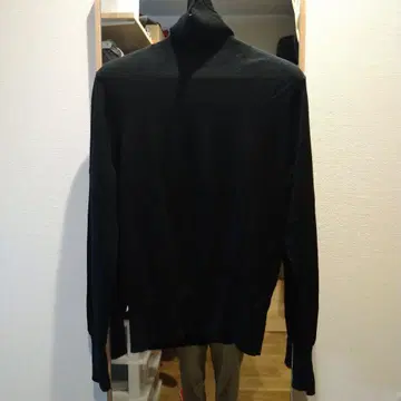 터틀넥 니트 스웨터