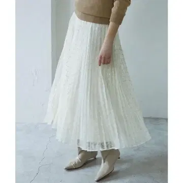 epoca 라메 튤 자수 플리츠 스커트