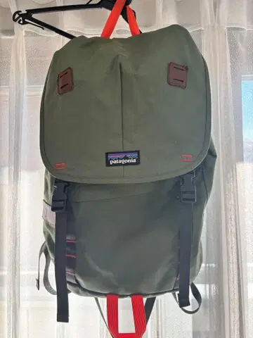 파타고니아 ARBOR LID PACK 백팩 (카키)