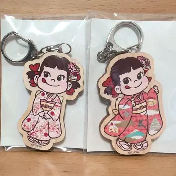 페코짱 히노키 키링 2개 세트