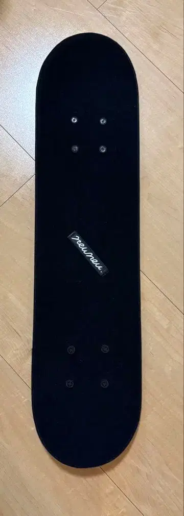 [레어템] doublet x newneu. 콜라보 스케이트보드 백