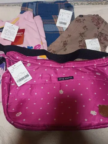 드럭스토어 4점 세트 백, 롱T, 팬츠 2점