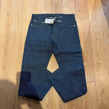 A.P.C. PETIT NEW STANDARD 사이즈 30 미사용 새상품