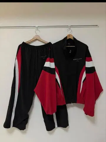 [ 초특가 ] LYFT 나일론 자켓 한번 착용 상하의 셋업